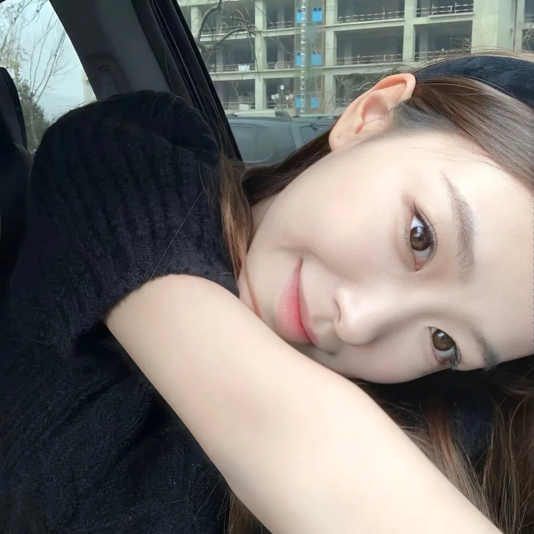 另一种存在 海报